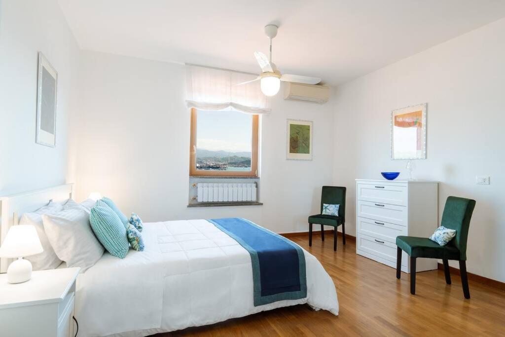 라스페치아 Piccapiana Sea View Attic Flat 아파트 외부 사진